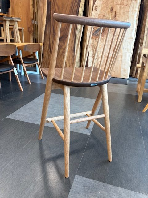 シビルカウンターチェア店頭展示開始！